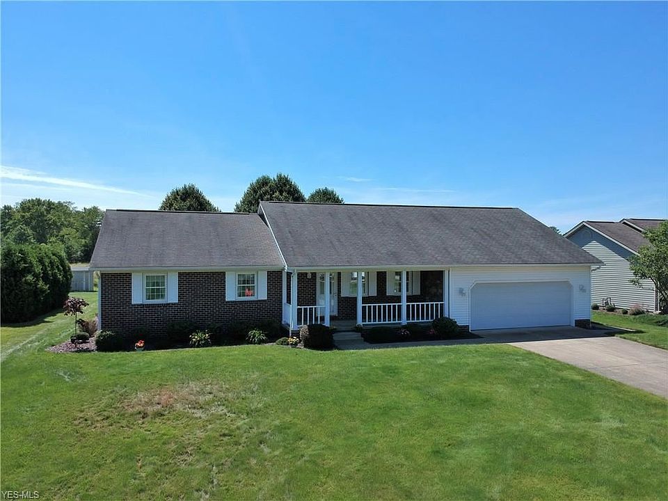 1st image of 80 Forest Hill Dr