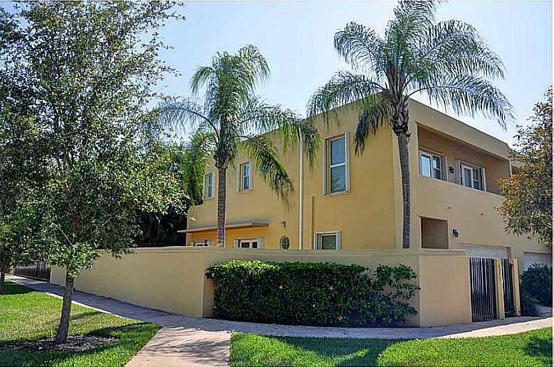 1st image of 600 Malaga Ave