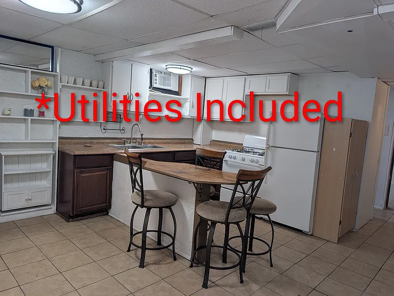 691 Ridge Rd #1A — Photo 1