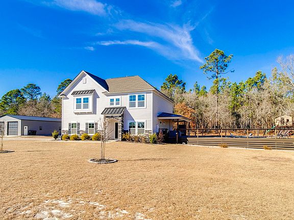 3rd image of 1043 Hermitage Pond Rd