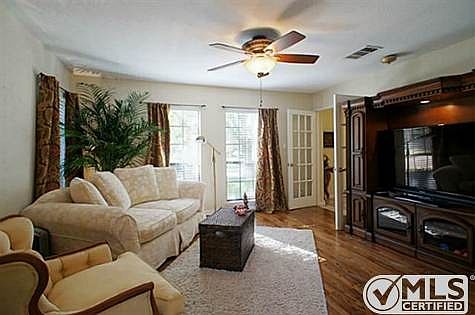 2nd image of 2720 Harmon Dr