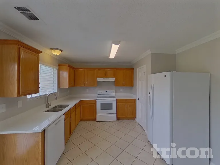 3022 Autumn Run Dr — Photo 5
