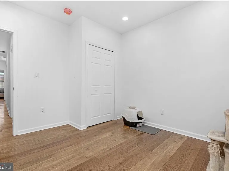 2227 Cecil Ave — Photo 14