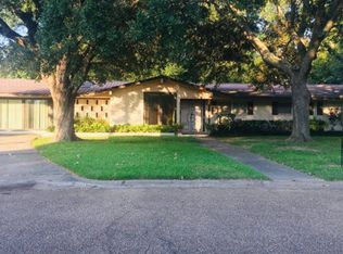 1010 Laura Ave, Jackson, MS 39209