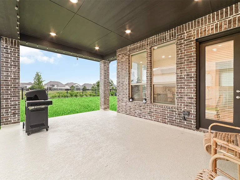 24711 Hibiscus Garden Way — Photo 44