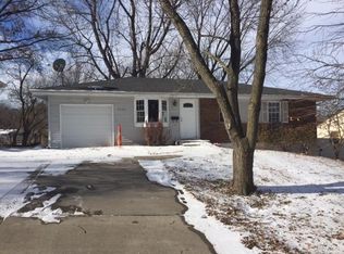 5230 N Manchester Ave, Kansas City, MO 64119