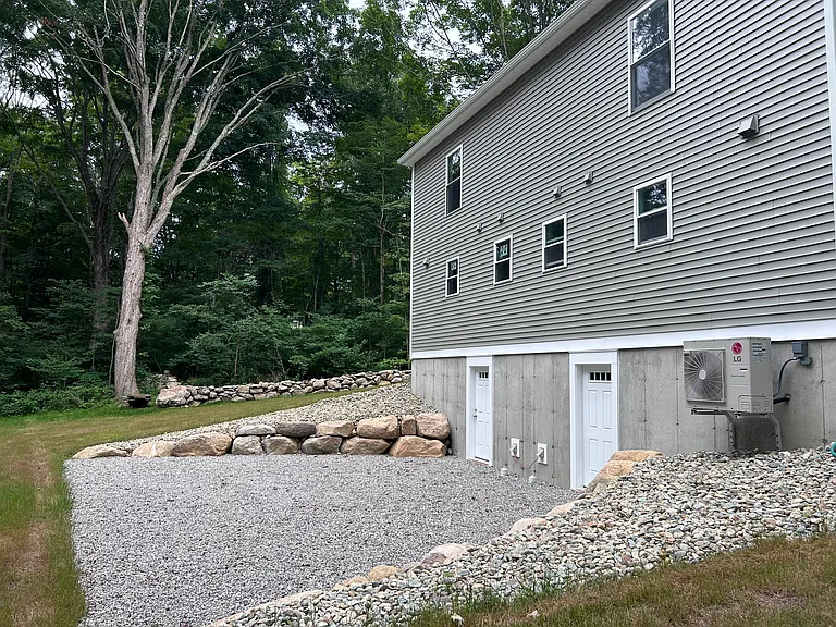 Town Farm Rd — Photo 9