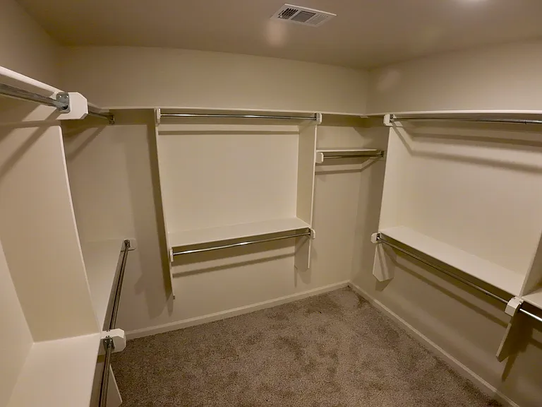 212 Kelton Ln — Photo 11