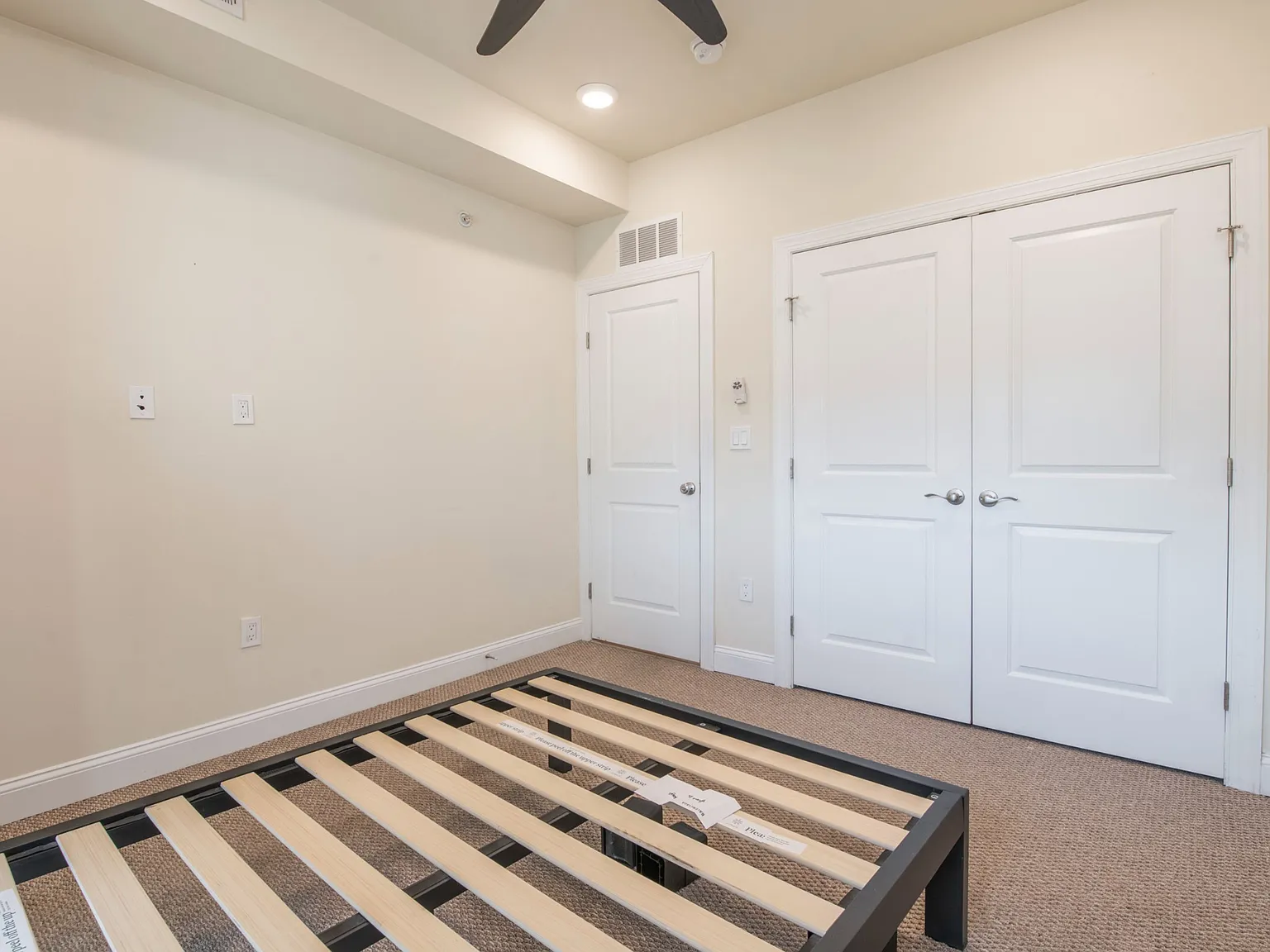 1823 N Bouvier St Unit B — Photo 2