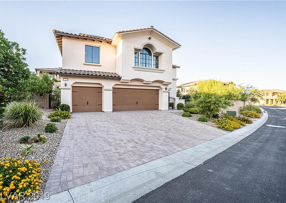 1st image of 12120 Kite Hill Ln