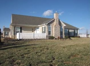 15 Washington Ave, Christiansburg, VA 24073