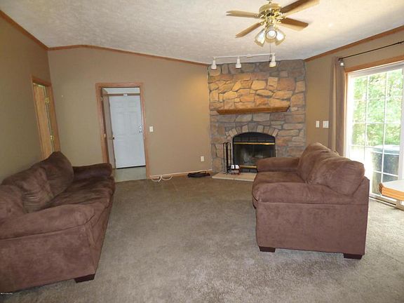 3rd image of 2601 White St