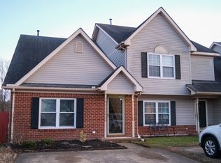 701 Brisa Ct, Chesapeake, VA 23322