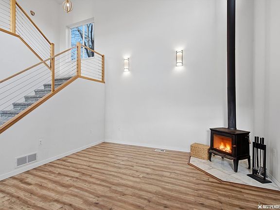 2nd image of 12630 Hace St