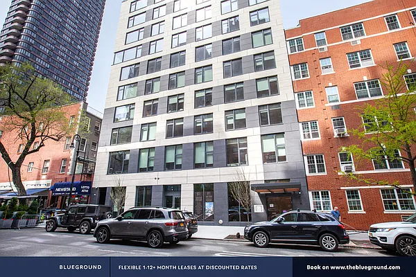 Rented by The Blueground | media 377