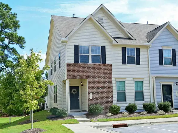 131 Holly Berry Ln, Durham, NC 27703