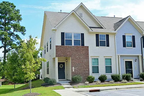 131 Holly Berry Ln Photo 1
