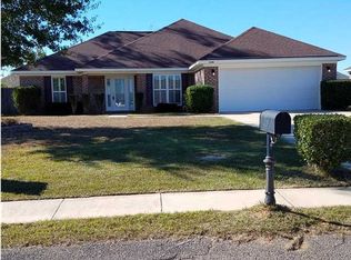 3240 Bloomington Dr, Mobile, AL 36695