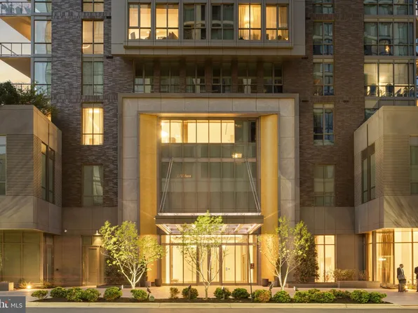 7887 Jones Branch Dr Unit 1503, McLean, VA 22102