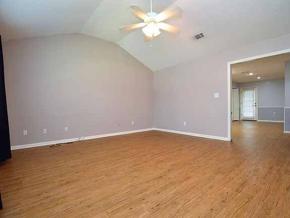 2nd image of 224 Blue Pool Dr