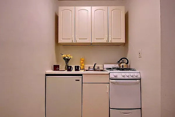 Rented by REAL New York | media 31