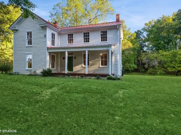 223 Little Bay Rd, White Stone, VA 22578