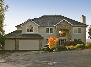8921 NW Bartholomew Dr, Portland, OR 97229