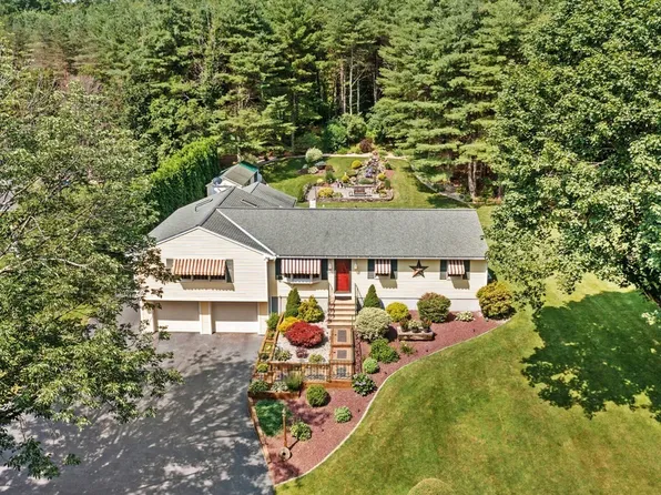 39 Fitzgerald Rd, Charlton, MA 01507