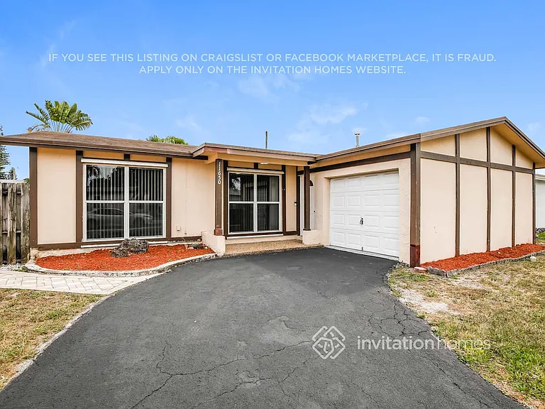 11650 NW 31st St — Photo 3
