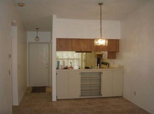 7148 Parkside Villas Dr N, Saint Petersburg, FL 33709