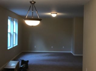 6730 NE Elm St, Hillsboro, OR 97124