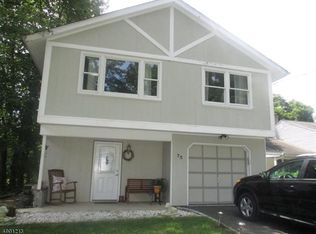 75 Riverside Dr, Denville, NJ 07834