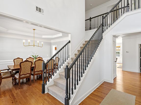 4th image of 109 Wild Meadow Dr