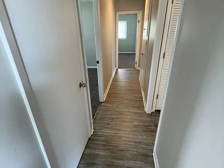 2800 N Salisbury St — Photo 4