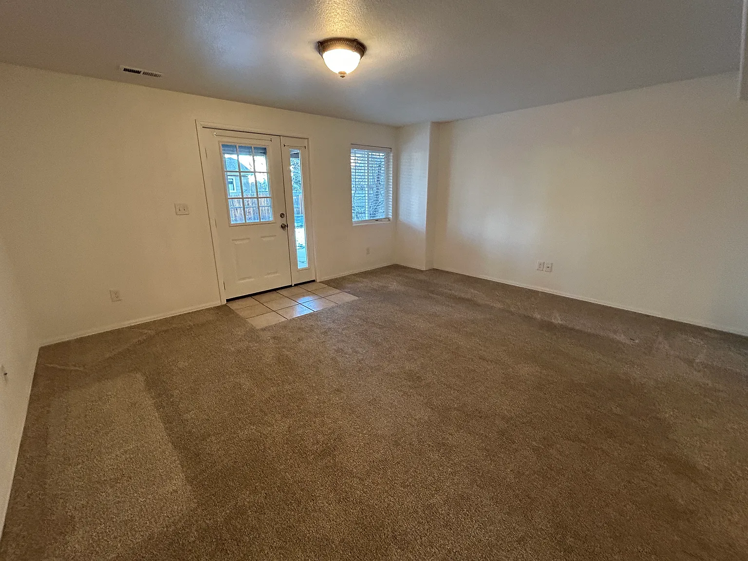 6945 Oasis Butte Dr — Photo 4