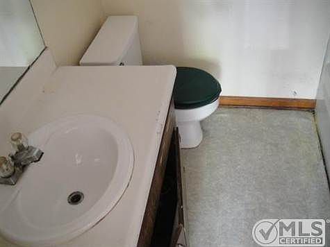 5th image of 1702 Keith St #1