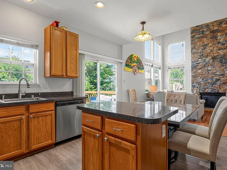 9097 Phillip Dorsey Way — Photo 19