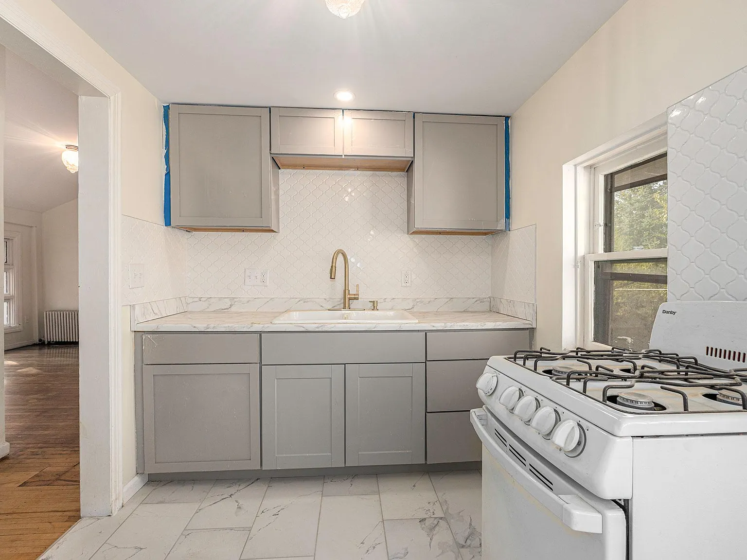 1 bed, $1,315 — Photo 3