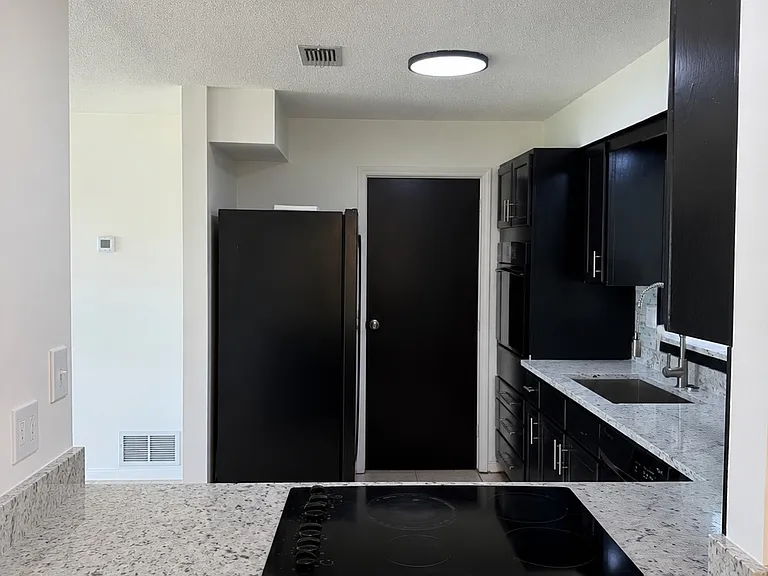 845 N Fairbanks Dr #A — Photo 7