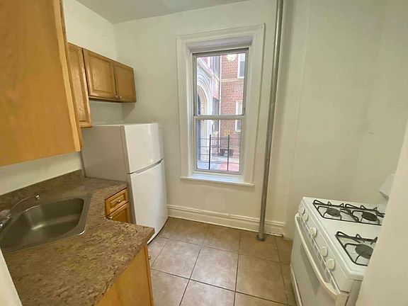 3rd image of 36-06 31st Ave #1