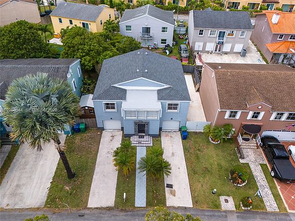 3rd image of 27040 SW 120th Avenue Rd