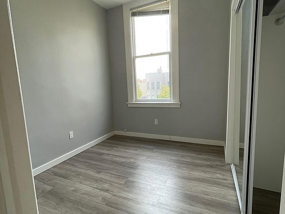 4th image of 1247 Fulton St APT 6