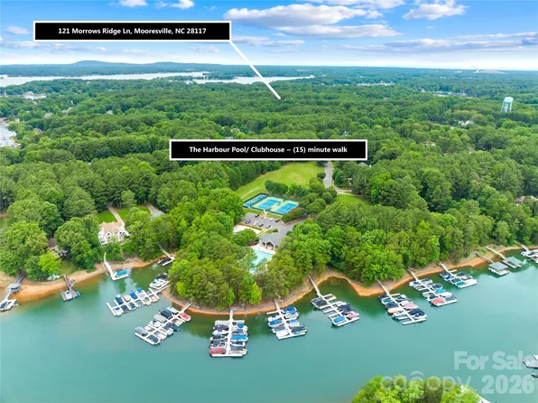 121 Morrows Ridge Ln, Mooresville, NC 28117