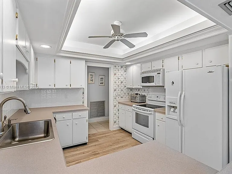 5151 Highway A1A #404 — Photo 21