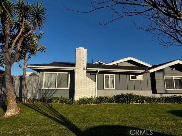 17132 Emerald Ln APT D