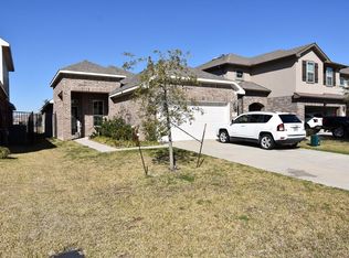 13038 Leisure Cove Dr, La Marque, TX 77568