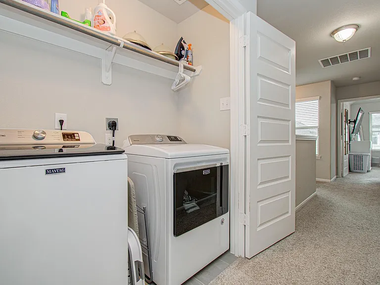 5543 Evanston Ln — Photo 18