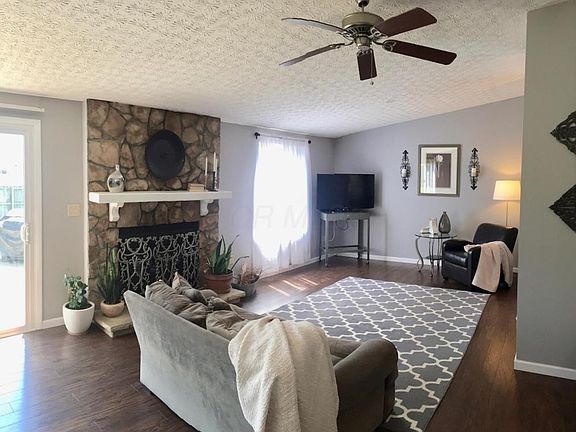 5th image of 2757 Sawmill Meadows Ave