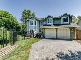 5205 64th Ave NE, Marysville, WA 98270