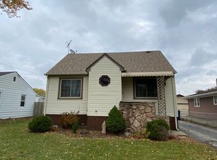 7633 Odell Ave, Bridgeview, IL 60455